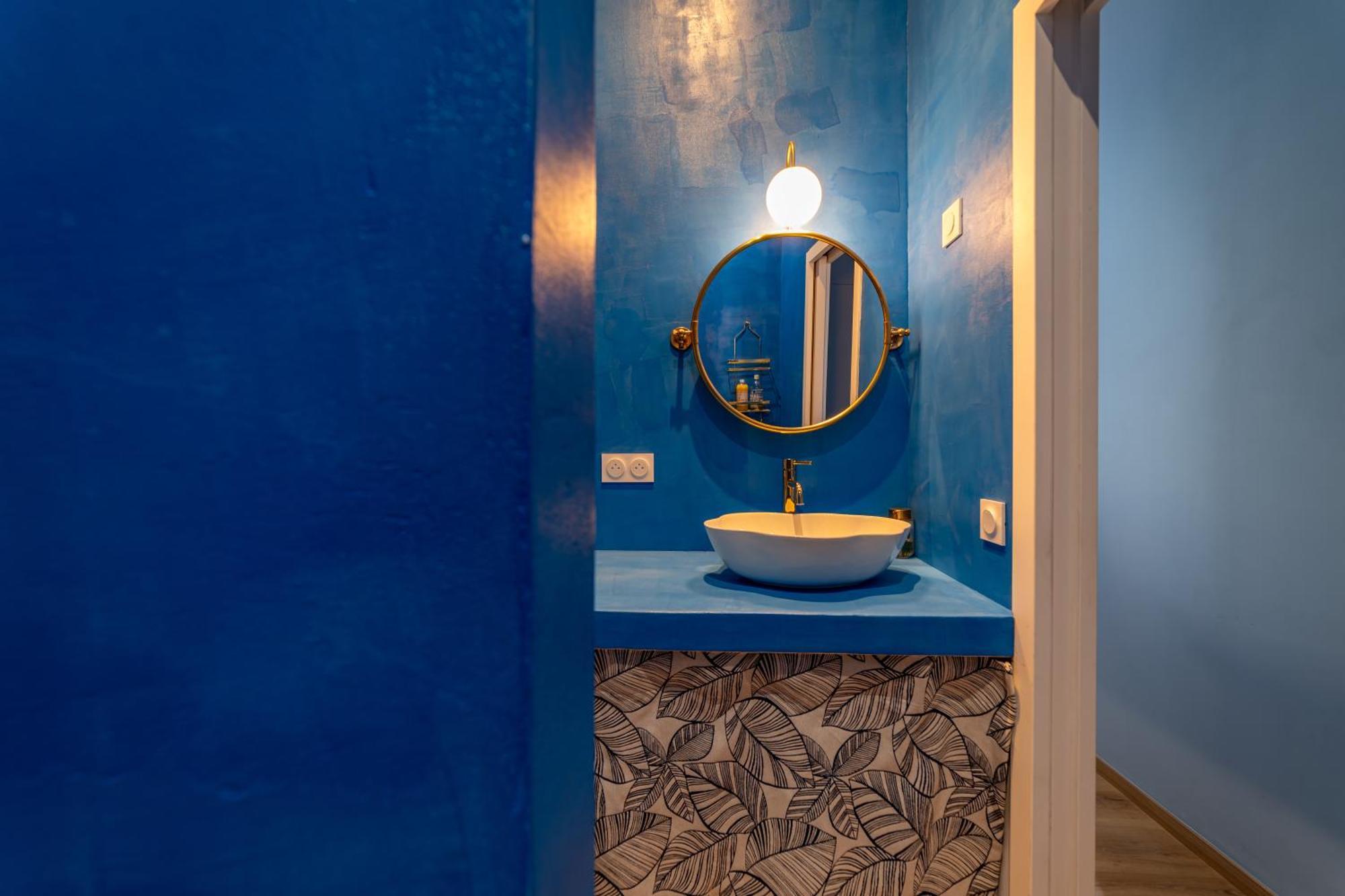 Le Bleu Jean Denim Arenes - Une Nuit A Ним Экстерьер фото