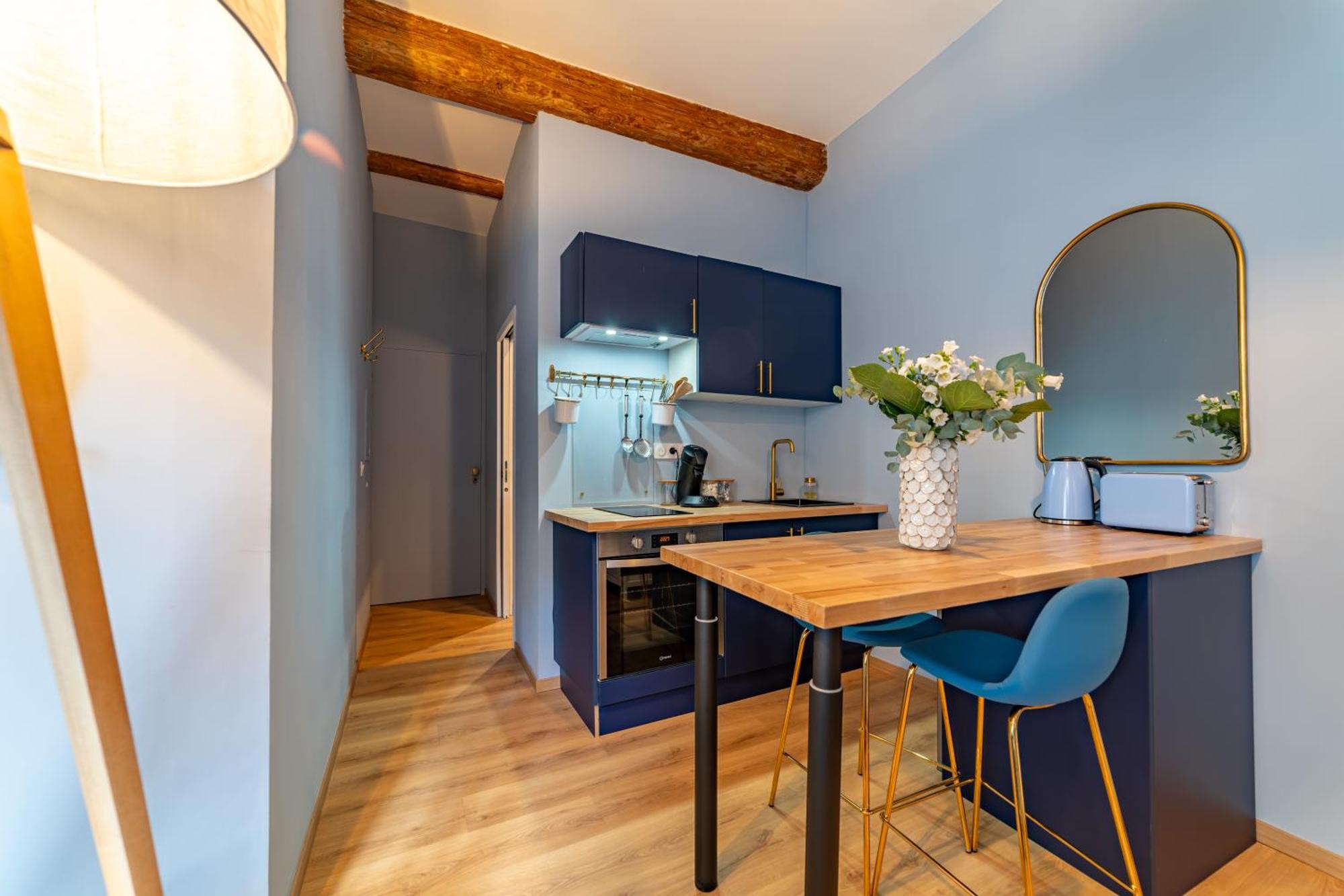 Le Bleu Jean Denim Arenes - Une Nuit A Ним Экстерьер фото